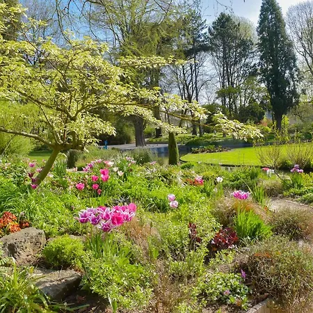 Charming With The Private Garden